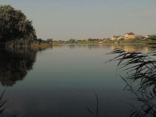 Сазанка озеро