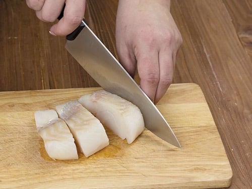 Отварная рыба под белым соусом - пошаговый рецепт приготовления