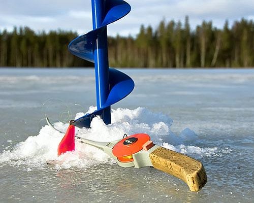 Ловля разных видов рыб по последнему льду